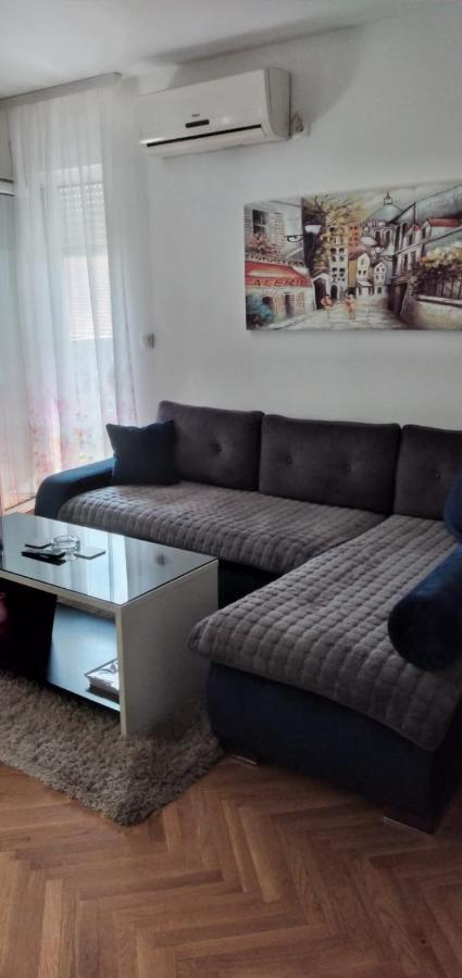 Apartman Luna Apartment Valjevo Ngoại thất bức ảnh